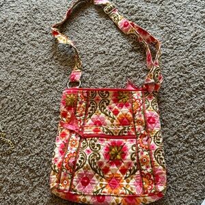 Vera Bradley crossbody hand bag
